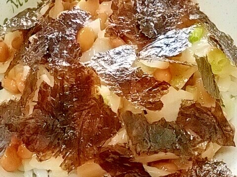 納豆の食べ方-韓国海苔＆大根漬物♪